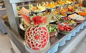 Jeravi Beach Hotel